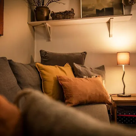 Frank Apartment
