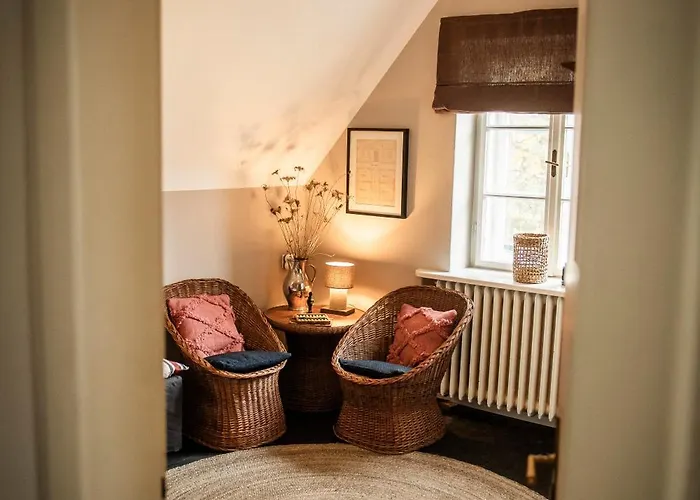 81 Weyer Apartment *