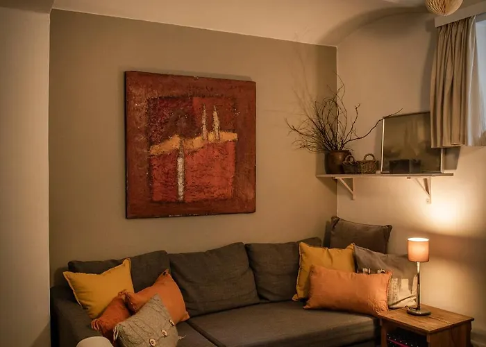 Apartment 81 Weyer *